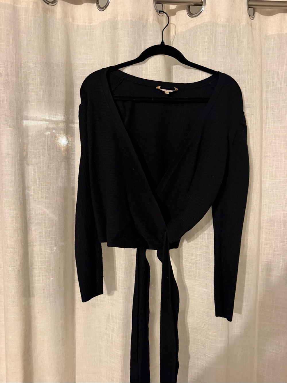 Wayf Black Wrap Tie-Front Sweater Top